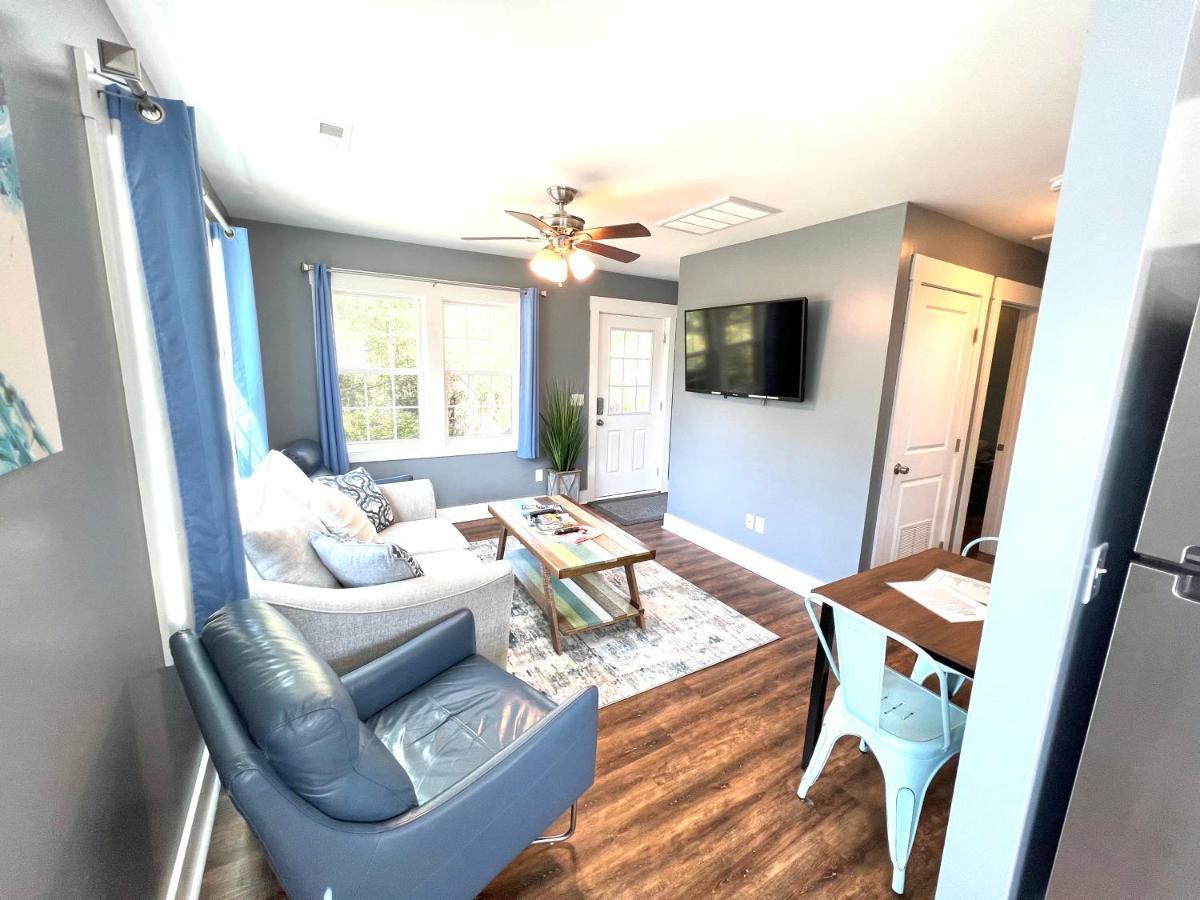 Stylish Cozy Tree House Pet Friendly!!! Wilmington Exterior foto